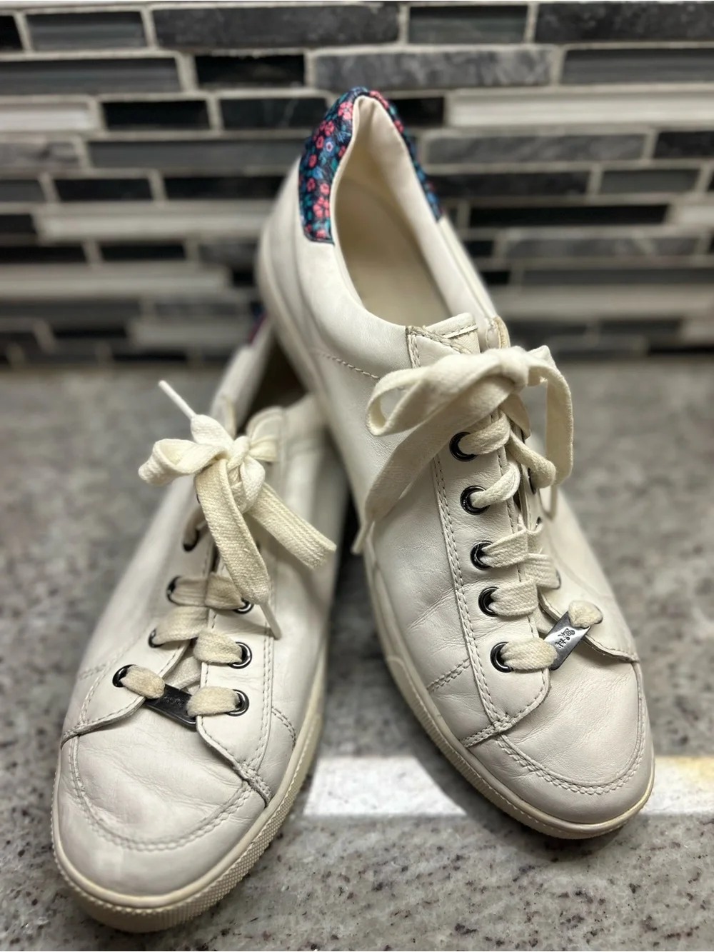 Coach Porter off white Leather Lace-Up Sneakers with Floral Heel size 11